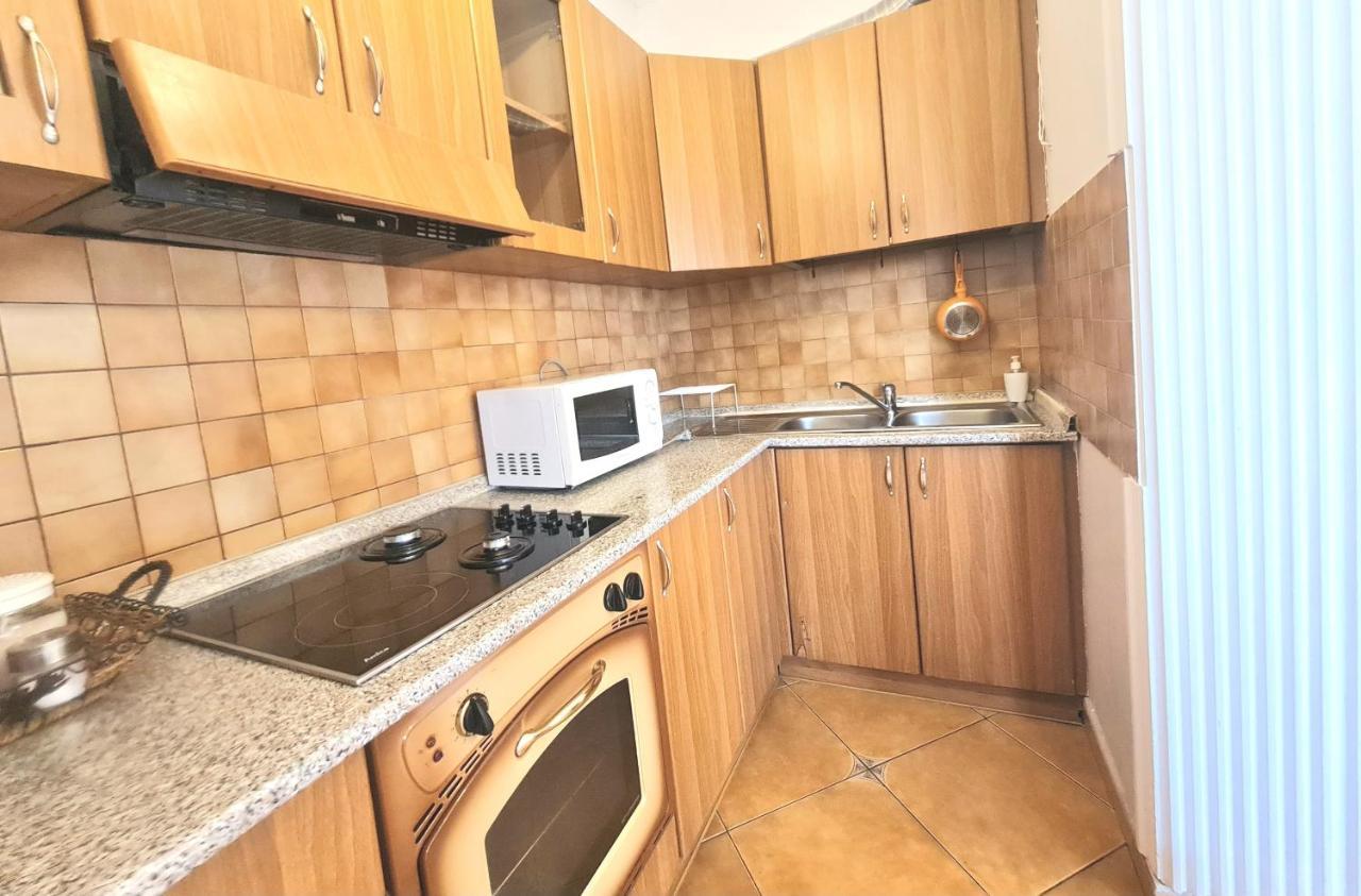 Sandra'S Apartment In Tirana Center 外观 照片