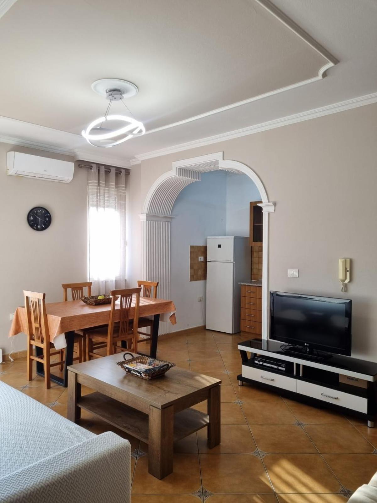 Sandra'S Apartment In Tirana Center 外观 照片