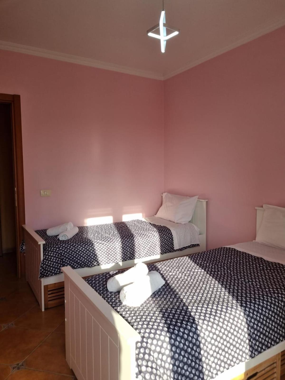 Sandra'S Apartment In Tirana Center 外观 照片